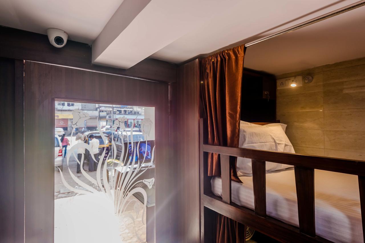 Awesome Dormitory - Men Only Bombay Esterno foto
