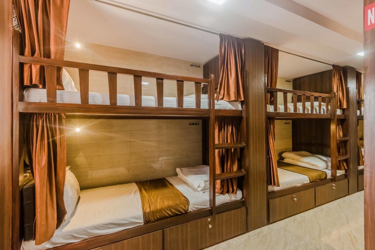 Awesome Dormitory - Men Only Bombay Esterno foto