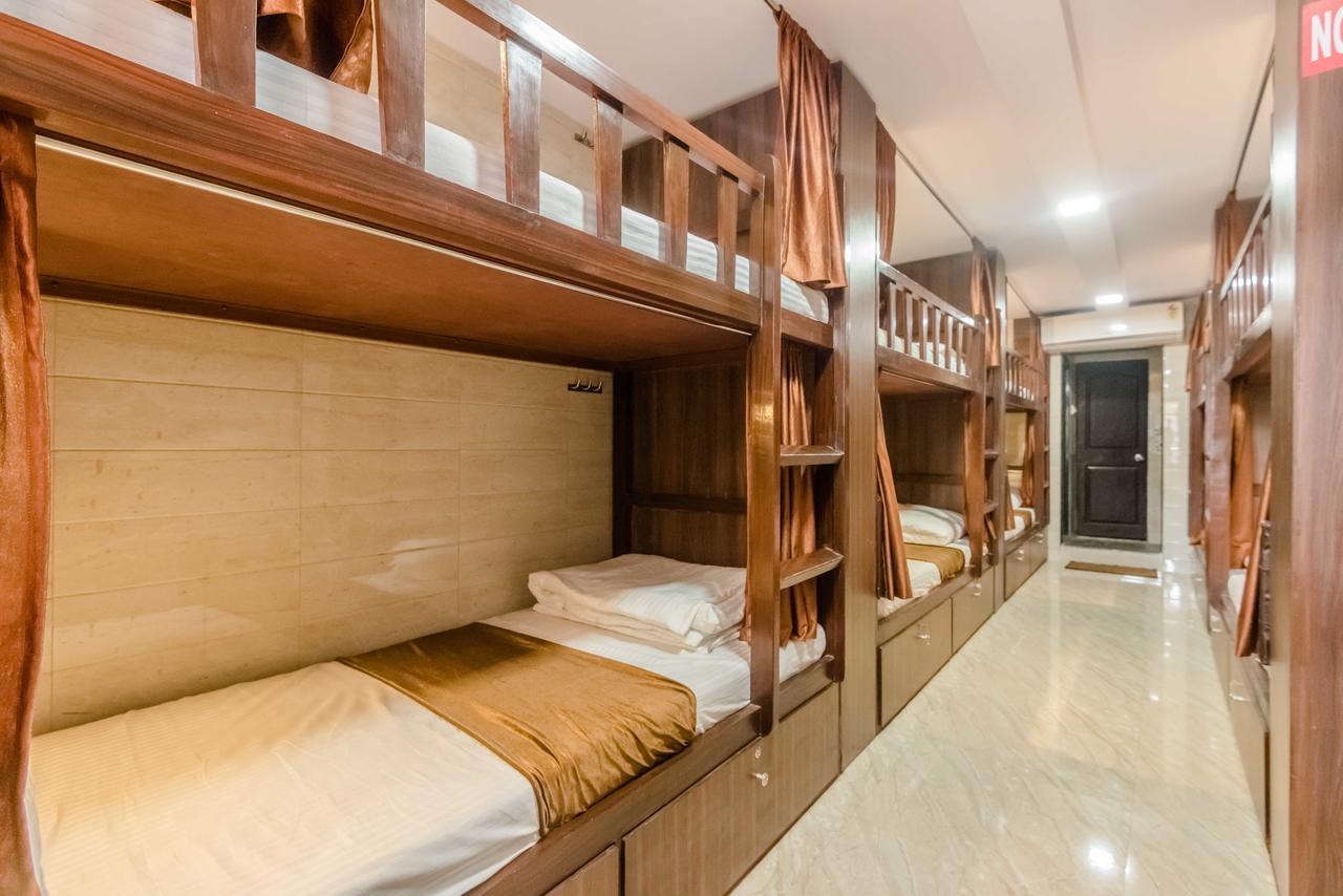 Awesome Dormitory - Men Only Bombay Esterno foto